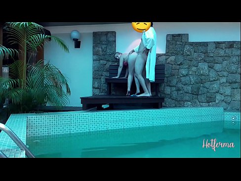 ❤️ Oga pe iranṣẹbinrin si awọn pool, sugbon ko le koju kan gbona ️ ni onihoho% yo.xxxdesichudai.ru% ❌️❤